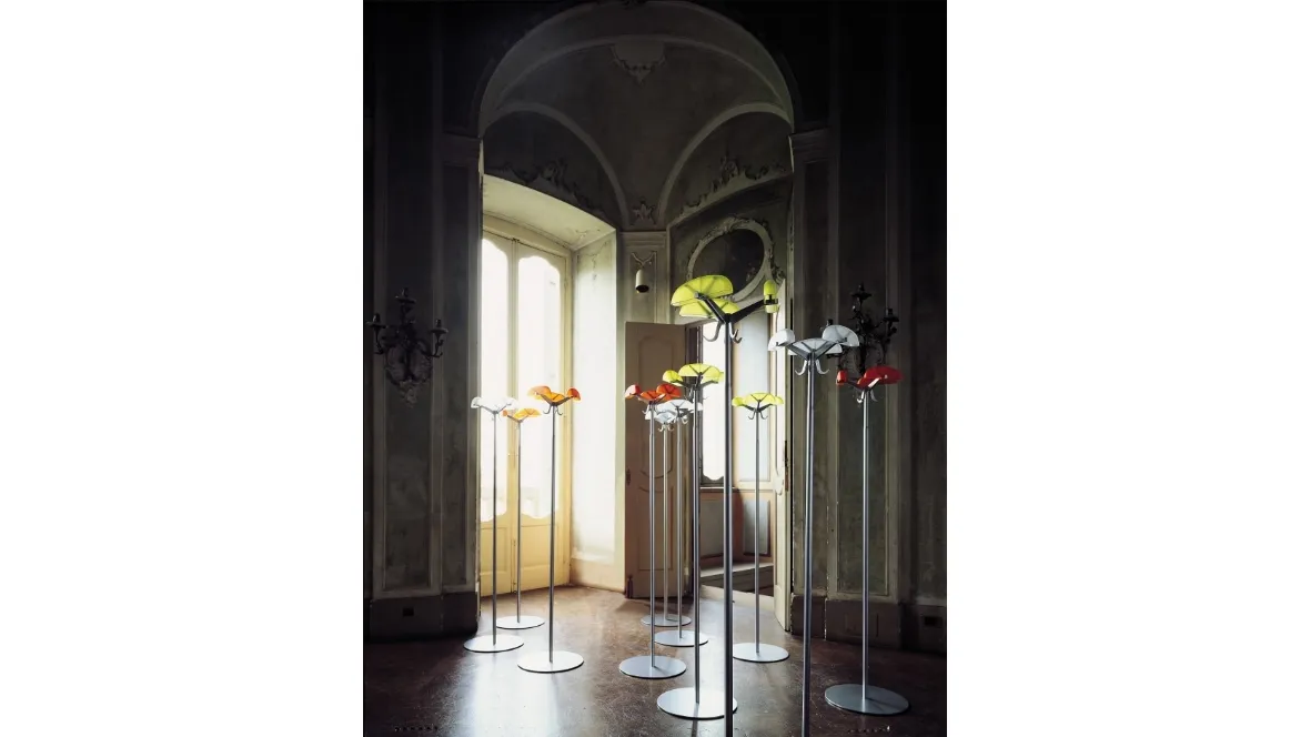 Appendiabiti Alta Tensione di Kartell