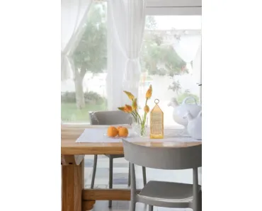 Lampada Lantern ricaricabile di Kartell