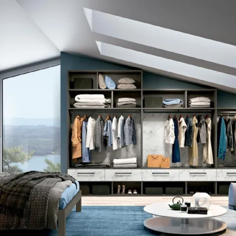 Cabina Armadio mansardata in materico effetto marmo di Carrara e laccato opaco Look 13 di Ferrimobili