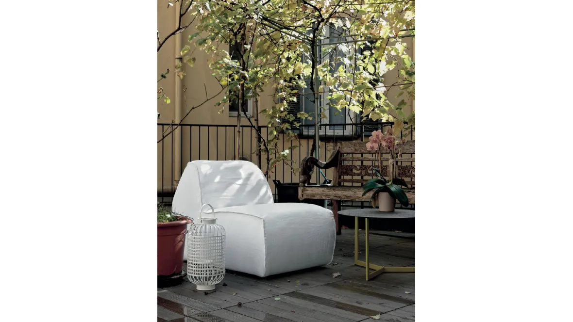 Poltroncina Soft rivestita in tessuto di Tomasella