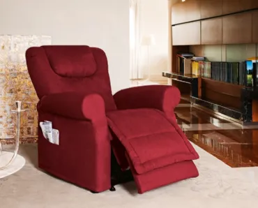 Poltrona Relax con meccanismo alzapersona Stylo di Rigosalotti