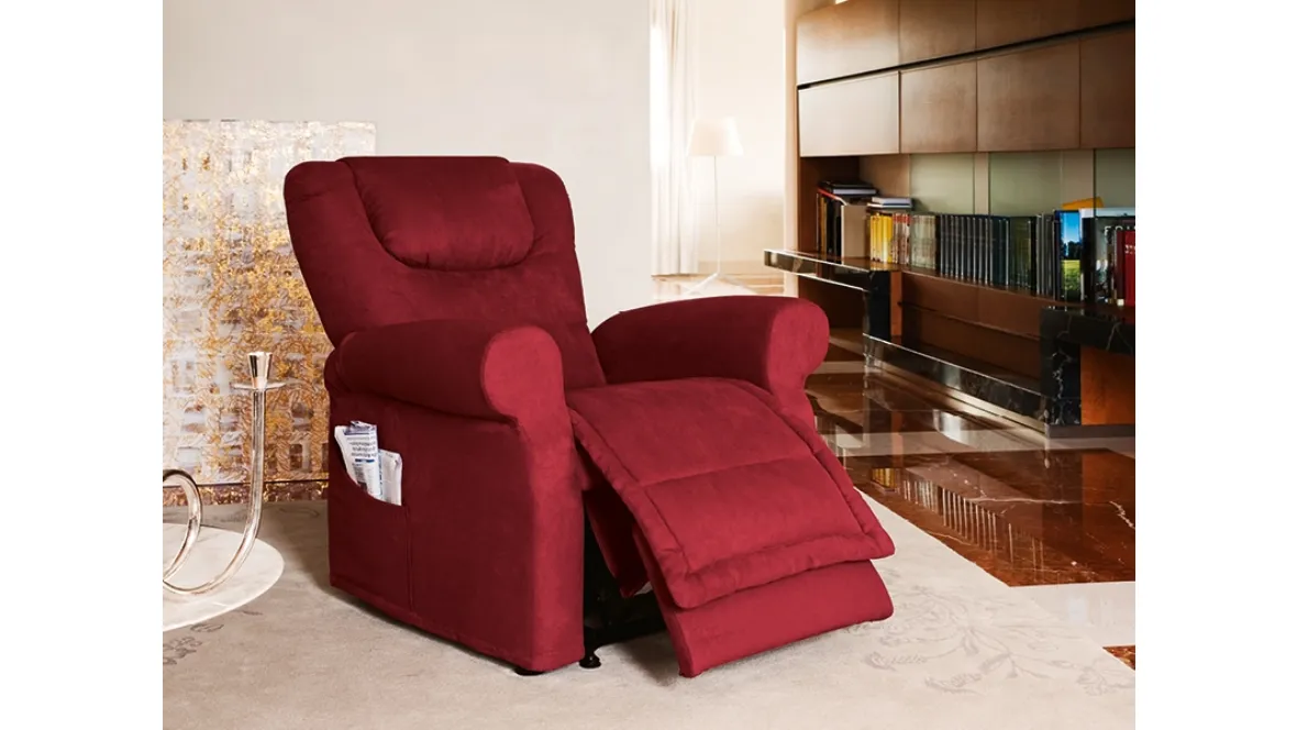 Poltrona Relax con meccanismo alzapersona Stylo di Rigosalotti