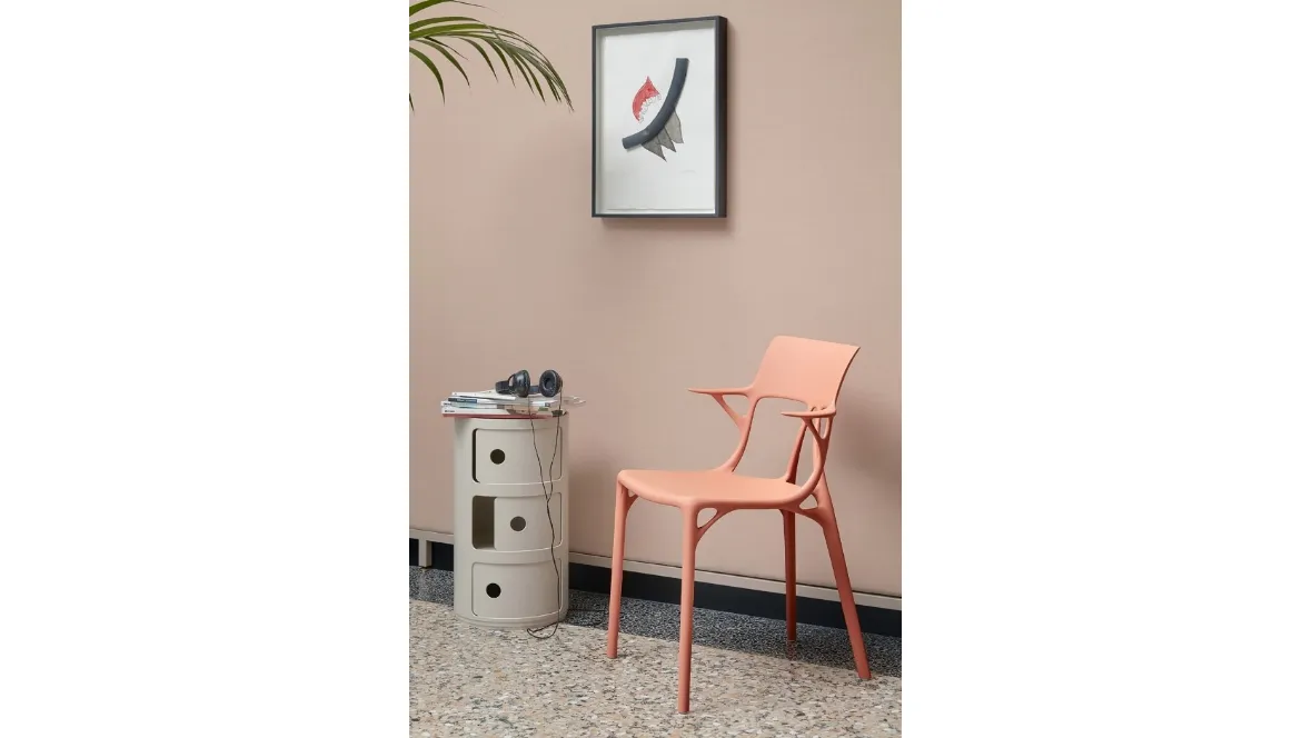 Sedia A-l di Kartell