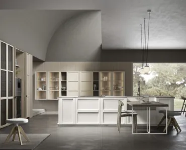 Cucina Moderna lineare in legno laccato opaco dai colori chiari Eclettica 05 di Scandola